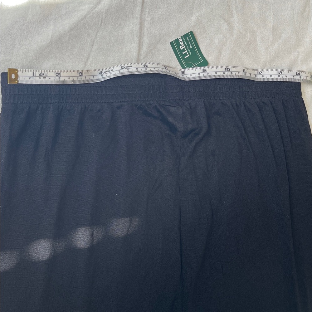 NWT L.L. Bean 100% Silk Base Thermal Layer Men's Black - Picture 4 of 7